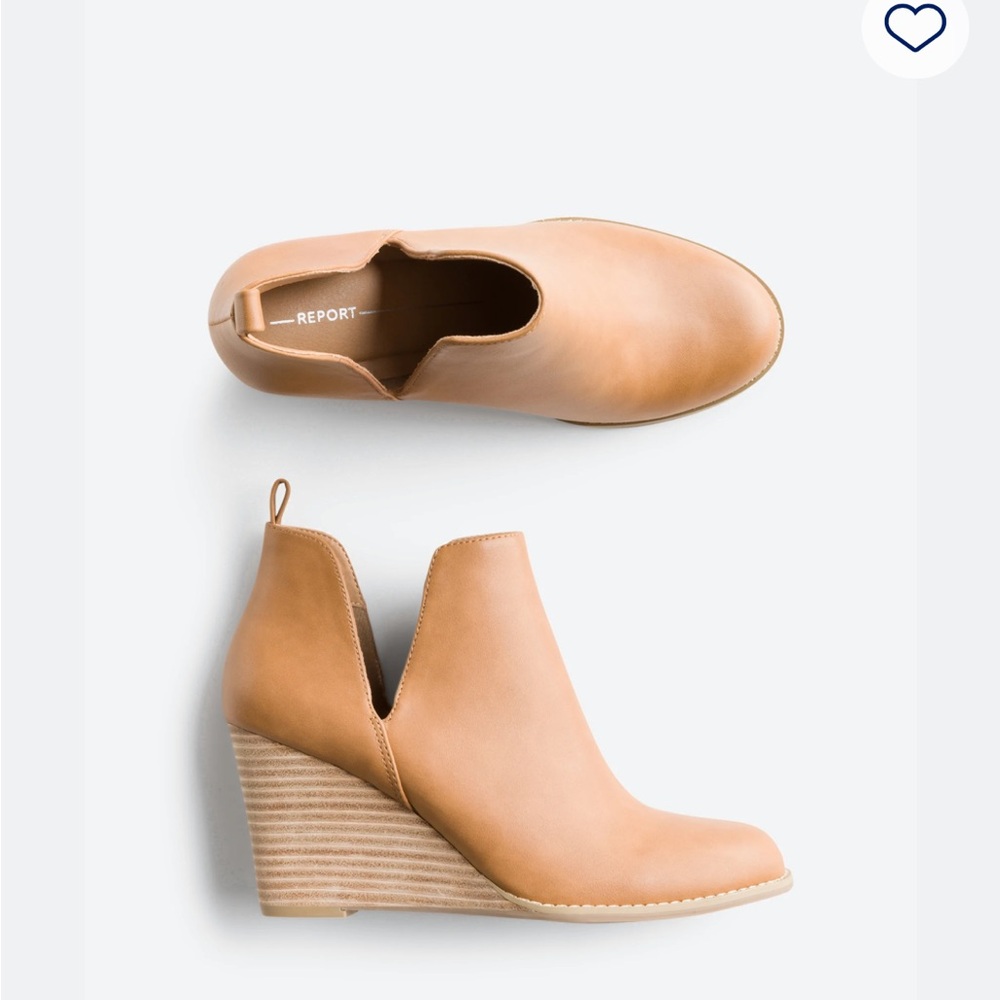 Report Gabbot Wedge Tan Heeled Booties with V-Cut Design